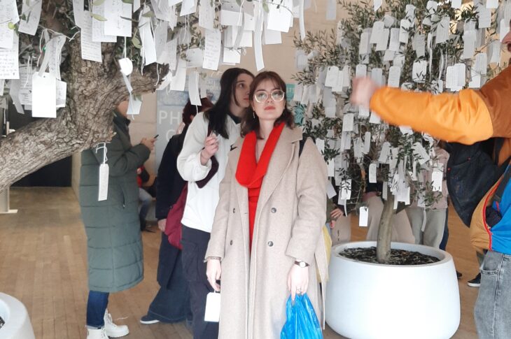 Tate Modern, Wish Tree realizzato da Yoko Ono